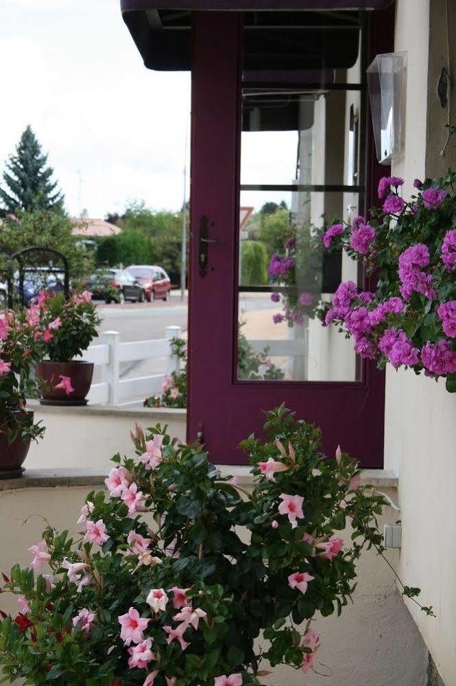 "Contact Hotel" Le Saint Remy - Chalon Sud Exterior photo